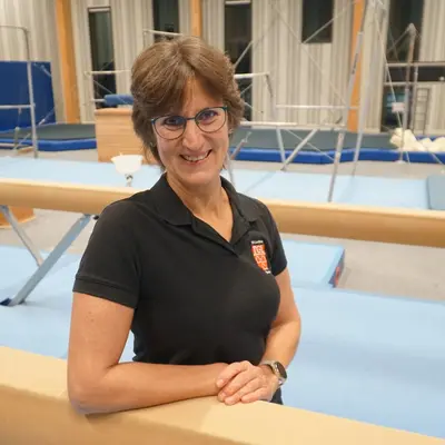 Eine Übungsleiterinnen für Leistung- Allgemeingruppe weiblich