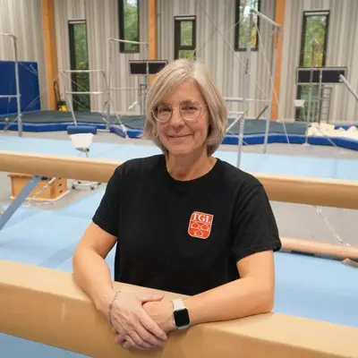 Eine Übungsleiterinnen für Leistung- Allgemeingruppe weiblich